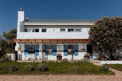 Mar Adrentro - Paternoster Rentals